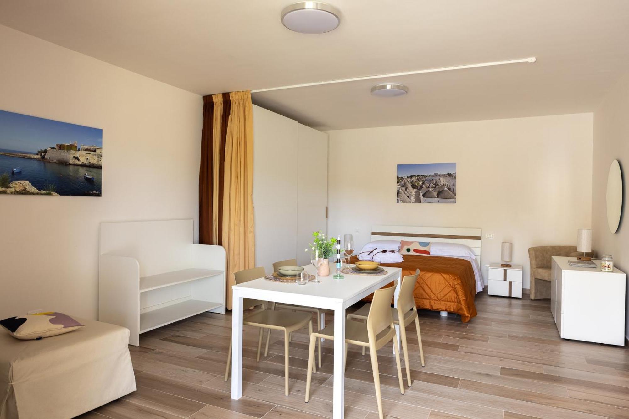 Color Dream Case Vacanze Monopoli Aparthotel *