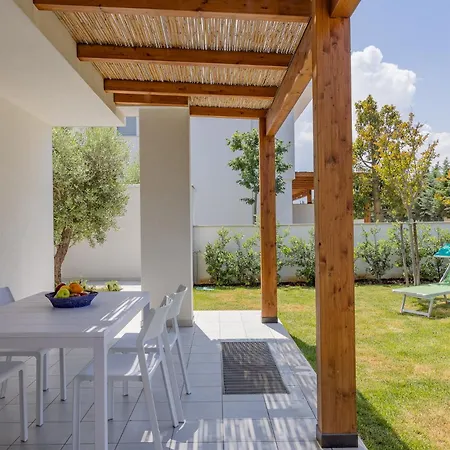 Color Dream Residence Monopoli Exterior photo