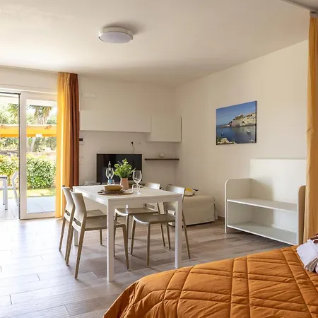 Color Dream Residence Monopoli Room photo